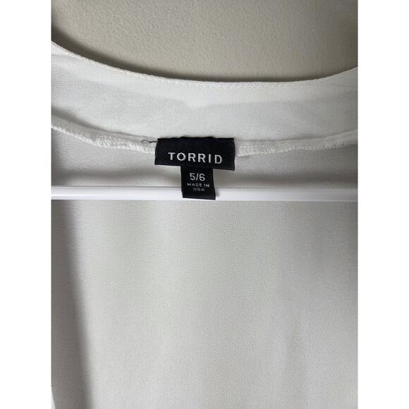 Torrid Drape Kimono Cover Up Plus Size 5/6X White Open Front Flowy - Picture 2 of 4